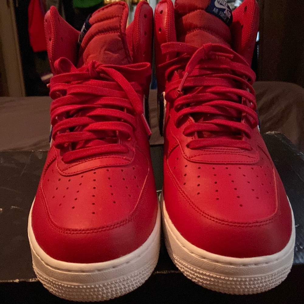 Worn 1 time very nice and clean